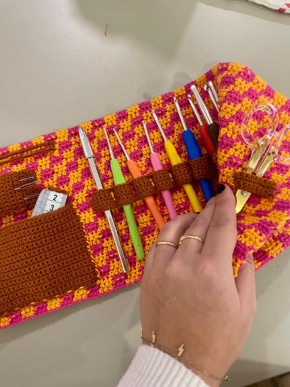 Estuche crochetero - Mystery box Febrero 2025