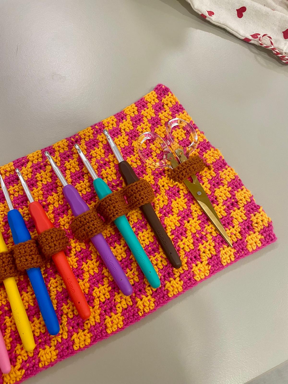 Estuche crochetero - Mystery box Febrero 2025