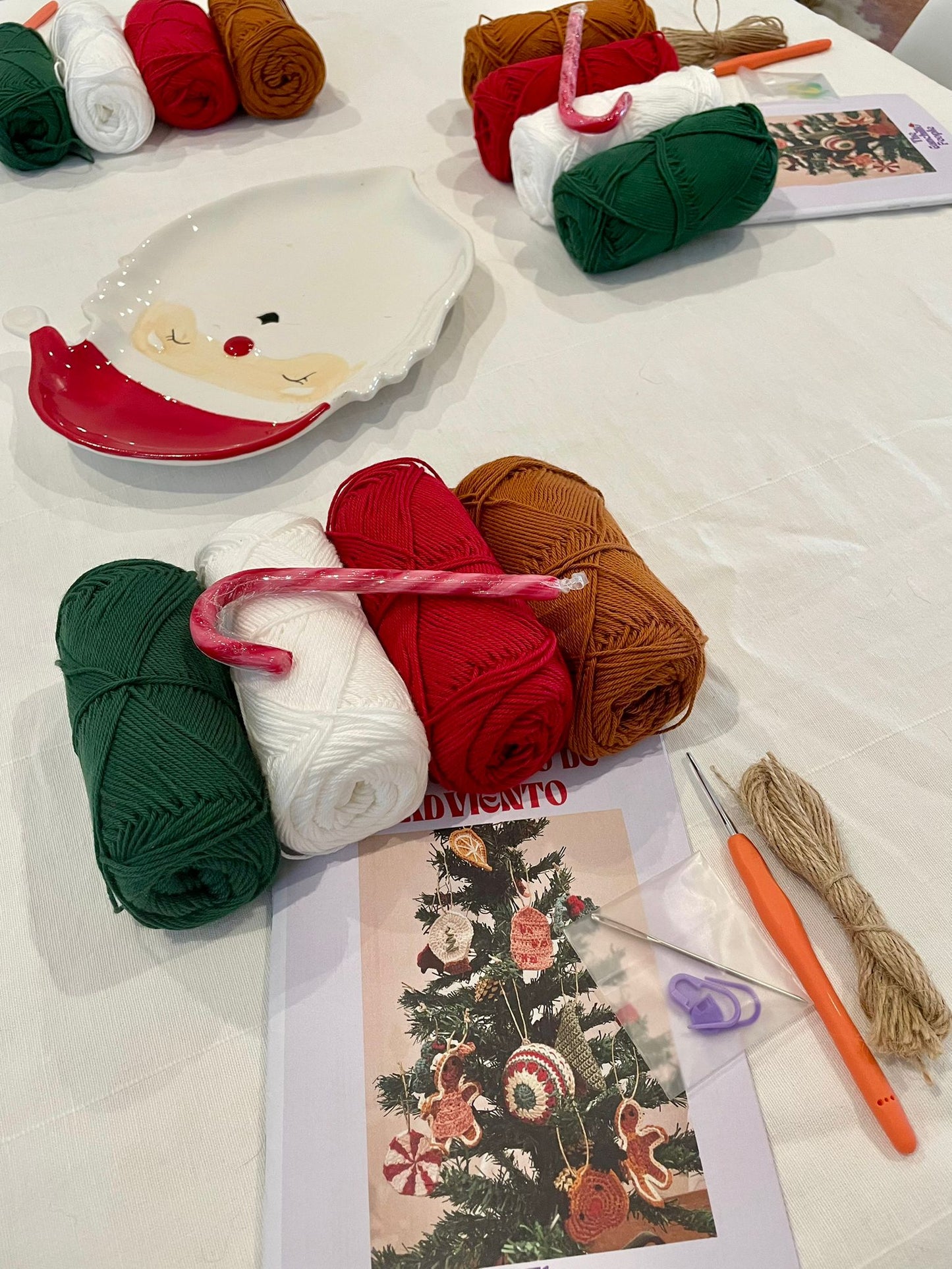 Taller de Crochet: Adornos Navideños para el Árbol 🎄🧶